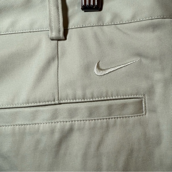 Nike Golf Tour Performance Dri Fit Golf Pants Mens Sz 34x30 Light Tan Stretch - Picture 4 of 6